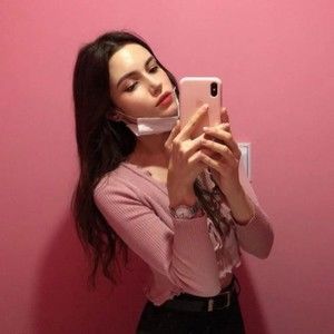 Meet your Posher, Hedy